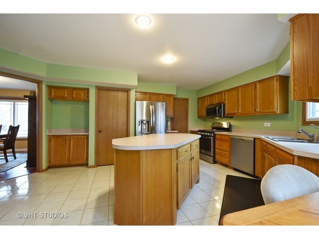 336 Hampton St, Cary, IL 60013 photo 5