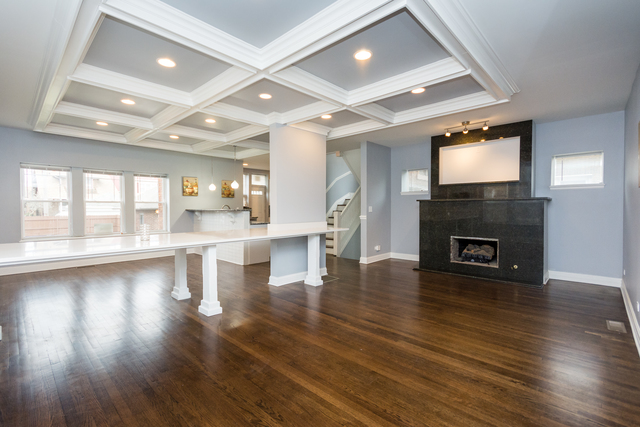 8120 S Champlain Ave, Chicago, IL 60619 photo 2
