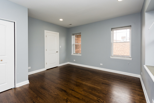 8120 S Champlain Ave, Chicago, IL 60619 photo 17