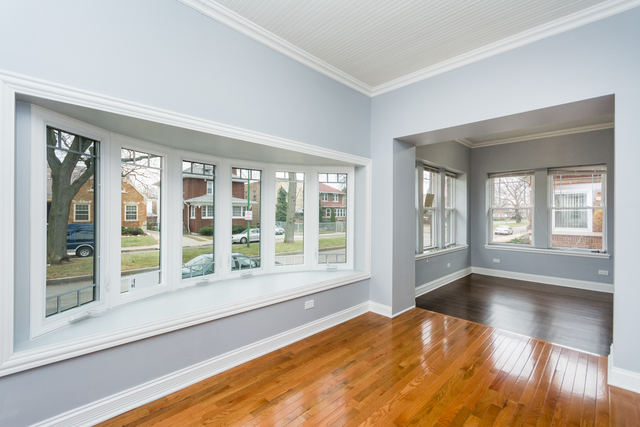 8120 S Champlain Ave, Chicago, IL 60619 photo 5