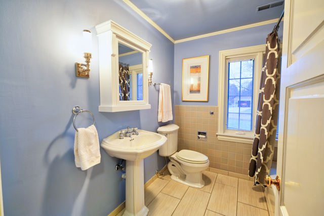 1104 Golf Ln, Wheaton, IL 60189 photo 19
