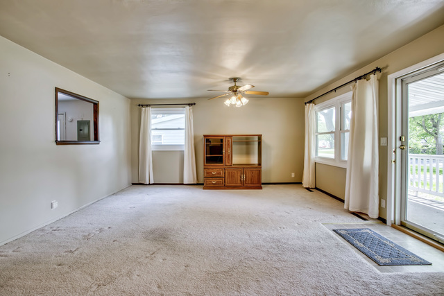 1506 Marigold Ln, Champaign, IL 61821 photo 11