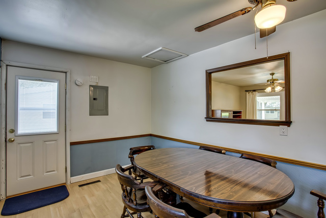 1506 Marigold Ln, Champaign, IL 61821 photo 9