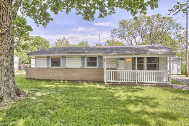 1506 Marigold Ln, Champaign, IL 61821 photo 1