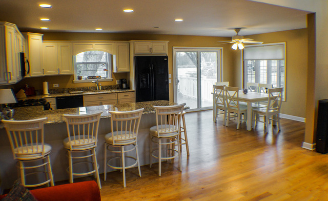36650 Jackson Dr, Ingleside, IL 60041 photo 9