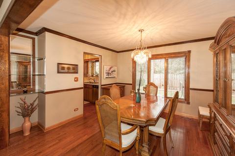 920 Tanglewood Dr, Wheeling, IL 60090 photo 5