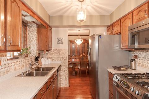 920 Tanglewood Dr, Wheeling, IL 60090 photo 7