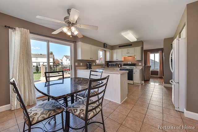 2735 Lindgren Trl, Aurora, IL 60503 photo 6