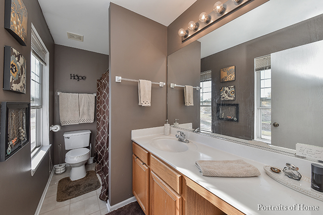 2735 Lindgren Trl, Aurora, IL 60503 photo 15