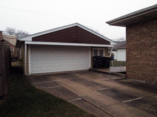 2216 Erika Dr, Broadview, IL 60155 photo 22