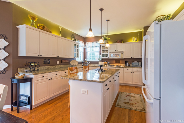 6130 Murifield Dr, Gurnee, IL 60031 photo 7