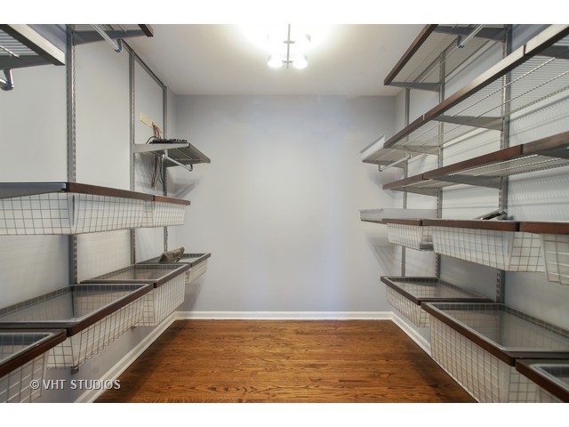 120 Coral Ln, Wheeling, IL 60090 photo 12