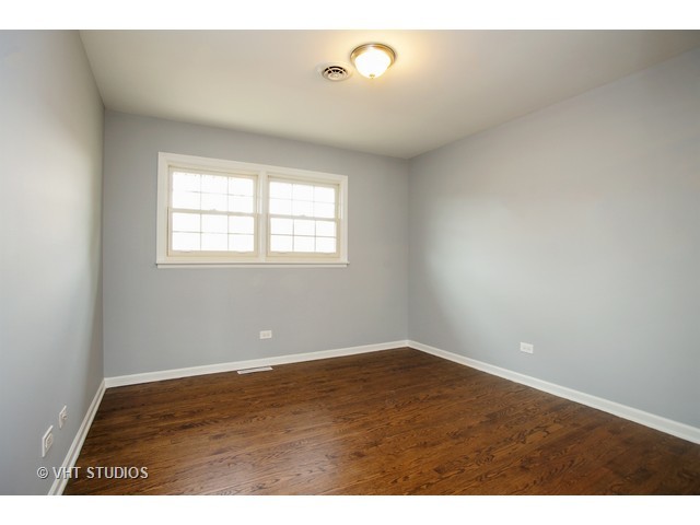 120 Coral Ln, Wheeling, IL 60090 photo 15