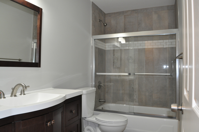 770 Laurel Dr, Aurora, IL 60506 photo 8