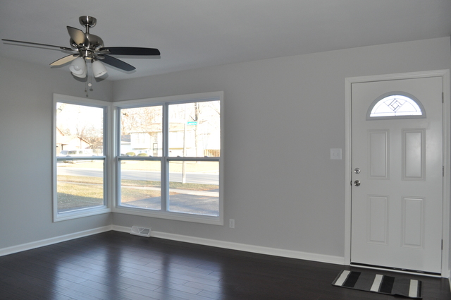770 Laurel Dr, Aurora, IL 60506 photo 4