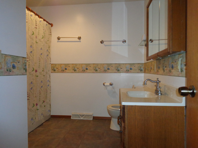 2883 E 765th Rd, Utica, IL 61373 photo 11