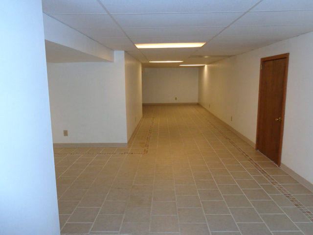 2883 E 765th Rd, Utica, IL 61373 photo 9