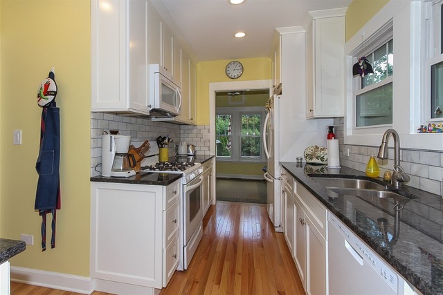 1305 E Walnut Ave, Des Plaines, IL 60016 photo 11