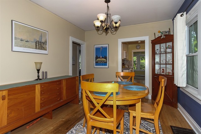 1305 E Walnut Ave, Des Plaines, IL 60016 photo 8