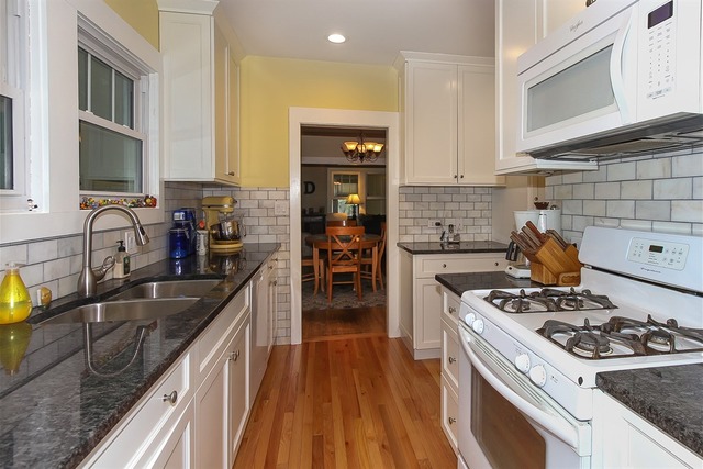 1305 E Walnut Ave, Des Plaines, IL 60016 photo 12