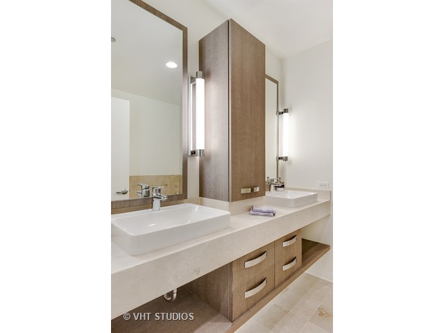 65 E Monroe St #4113, Chicago, IL 60603 photo 9