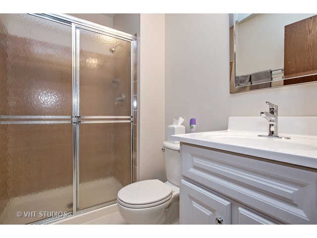 60 Willow Cir, Cary, IL 60013 photo 7