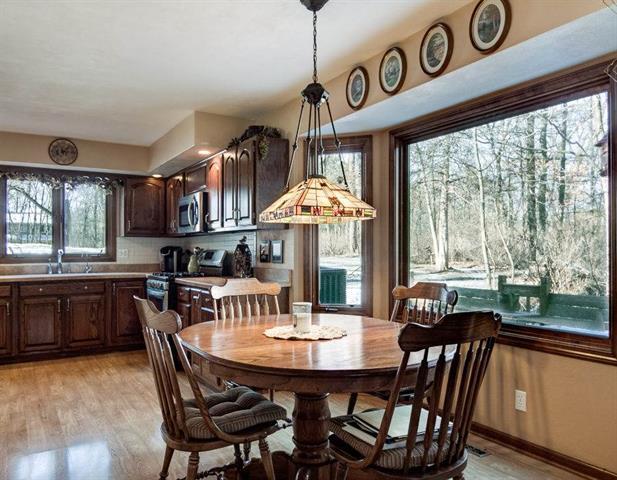 7448 Blanche Pl, Roscoe, IL 61073 photo 10