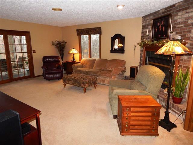 7448 Blanche Pl, Roscoe, IL 61073 photo 8