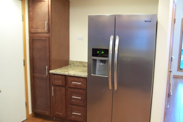 402 W Reader St, Elburn, IL 60119 photo 9