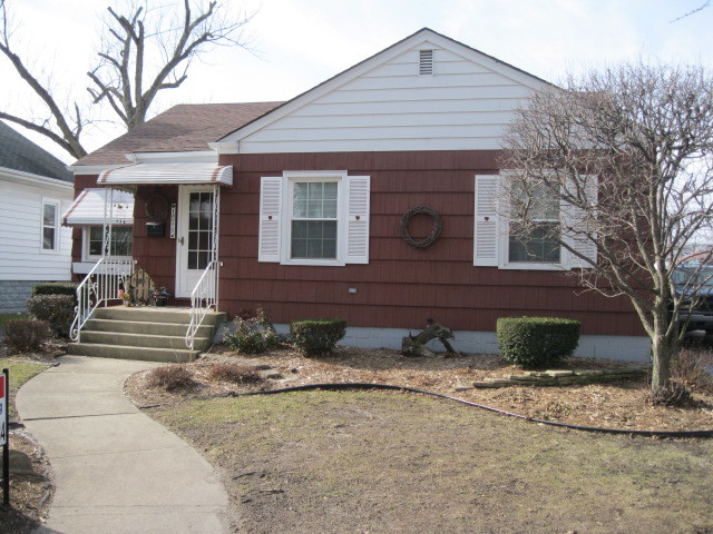 18272 Ada St, Lansing, IL 60438 photo 1