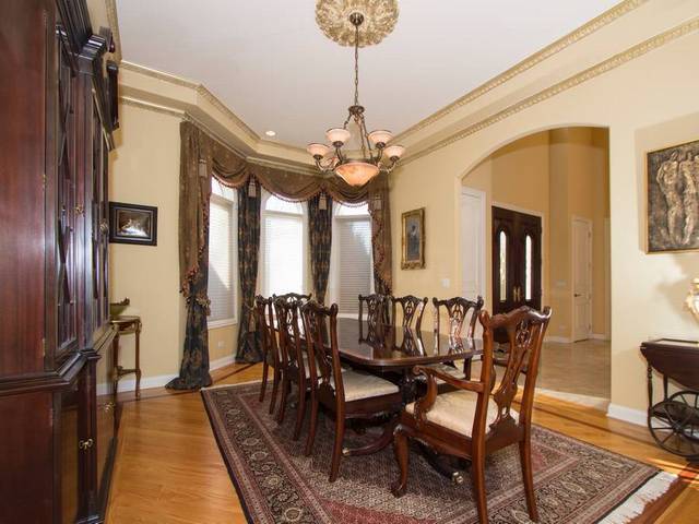 3904 Maple Ave, Northbrook, IL 60062 photo 5