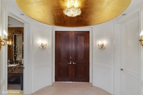 159 E Walton Pl #30A, Chicago, IL 60611 photo 3