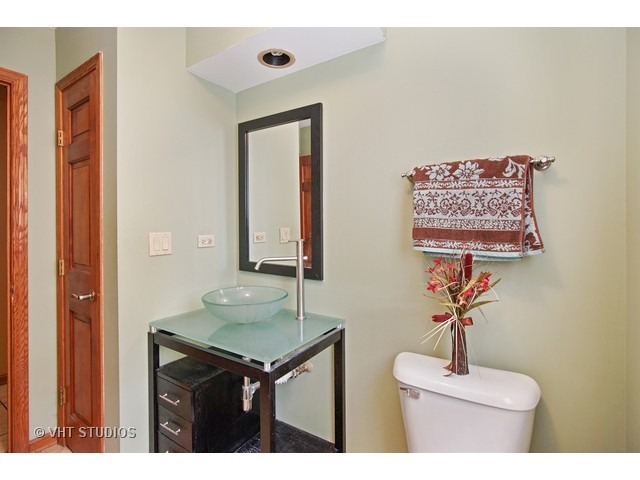 4 N375 Central Ave, Addison, IL 60101 photo 13