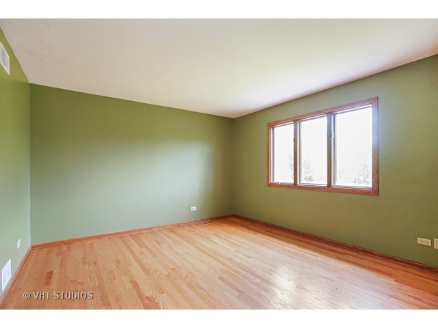 4 N375 Central Ave, Addison, IL 60101 photo 10