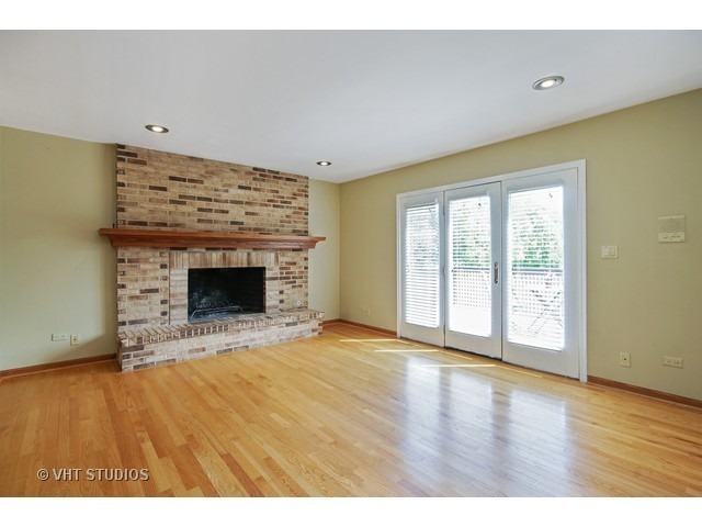 4 N375 Central Ave, Addison, IL 60101 photo 7
