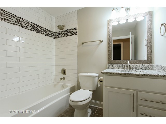 1100 Freeman Rd, Hoffman Estates, IL 60192 photo 20