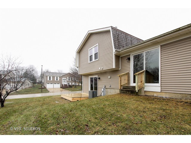 1100 Freeman Rd, Hoffman Estates, IL 60192 photo 23