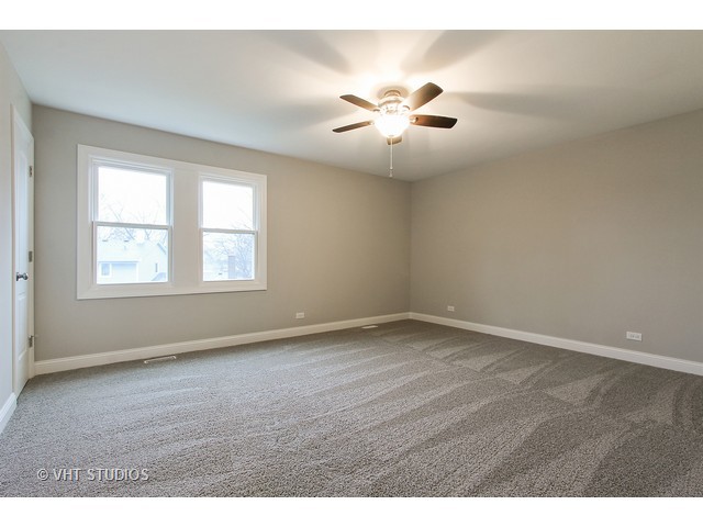 1100 Freeman Rd, Hoffman Estates, IL 60192 photo 15