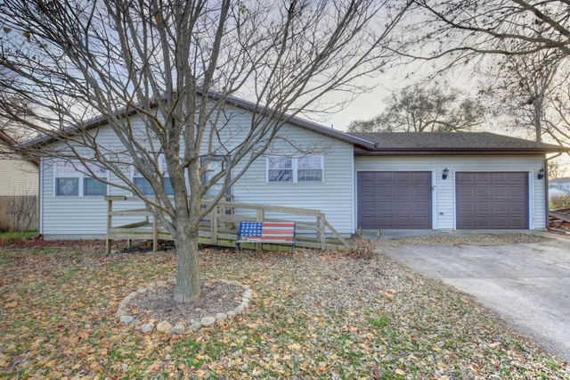 306 E North St, Mansfield, IL 61854 photo 1
