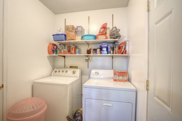 306 E North St, Mansfield, IL 61854 photo 10