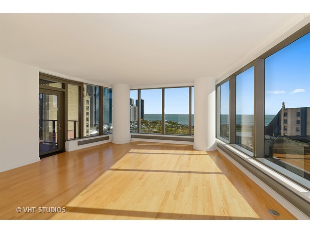 60 E Monroe St #1802, Chicago, IL 60603 photo 3