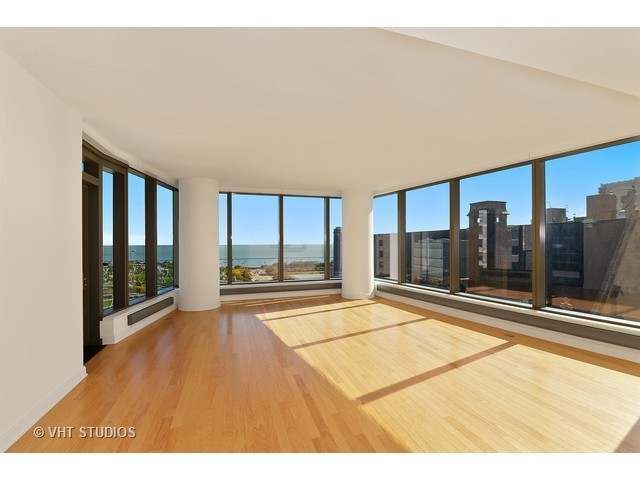 60 E Monroe St #1802, Chicago, IL 60603 photo 2