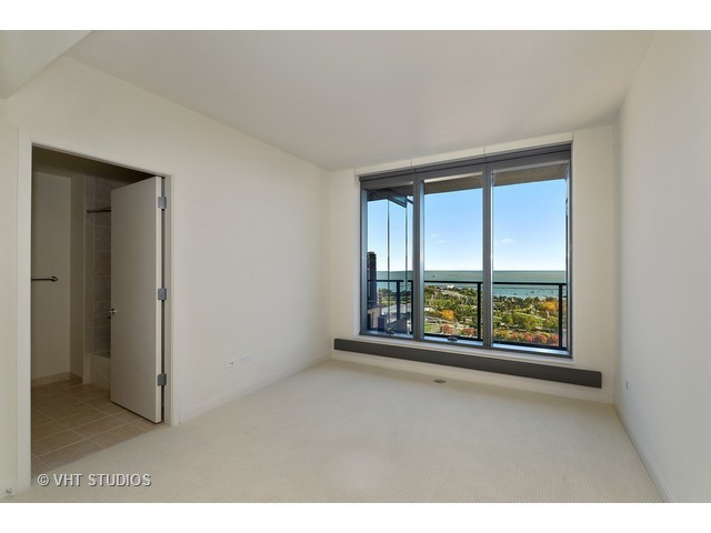 60 E Monroe St #1802, Chicago, IL 60603 photo 10