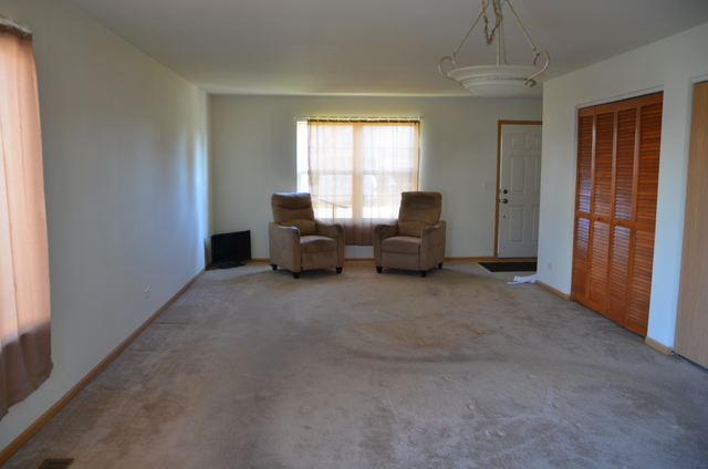 511 May St, Plano, IL 60545 photo 3