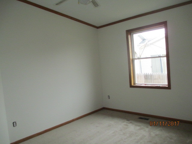 1308 9th St, Harvard, IL 60033 photo 8