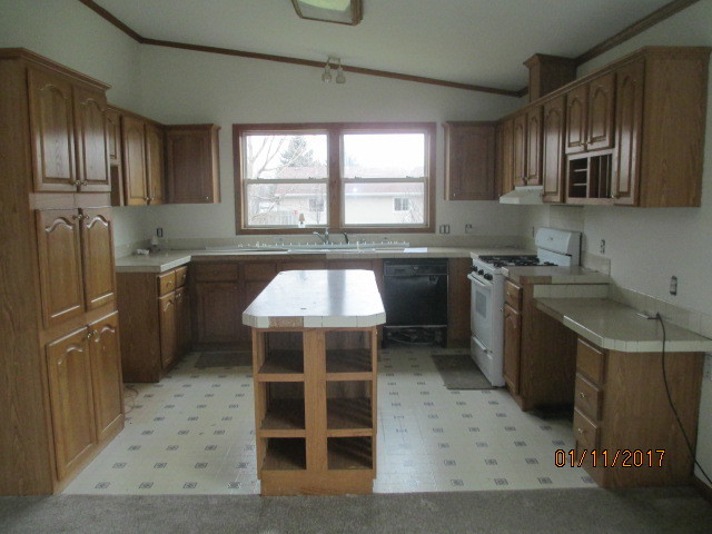 1308 9th St, Harvard, IL 60033 photo 5