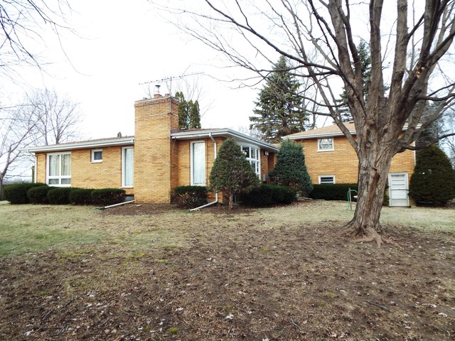 624 Elden Dr, Cary, IL 60013 photo 3