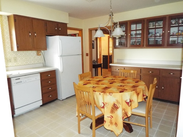 624 Elden Dr, Cary, IL 60013 photo 9