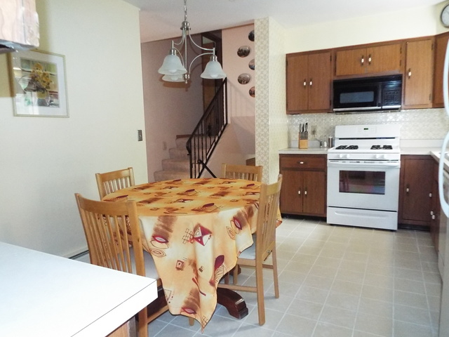 624 Elden Dr, Cary, IL 60013 photo 11