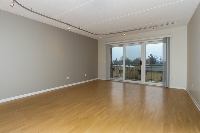 1349 E Washington St #409A, Des Plaines, IL 60016 photo 7